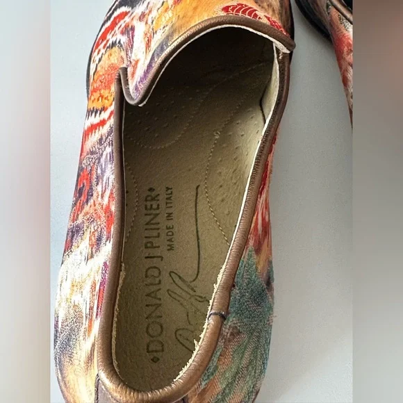 DONALD J. PLINER Womens Ikat Silk Luxury Antique Style Loafers - Picture 10 of 10